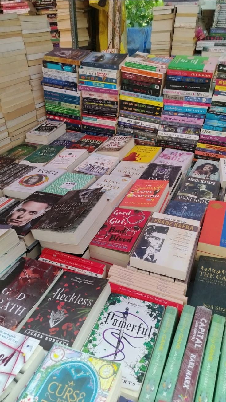 SAMAYAWARDHANA BOOKSHOP